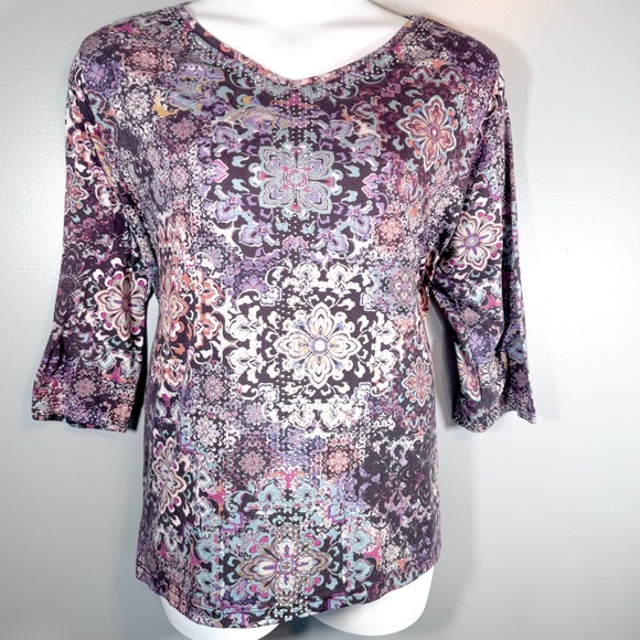 Gloria Vanderbilt Women’s 3X Embellished Paisley Top - Picture 2 of 13